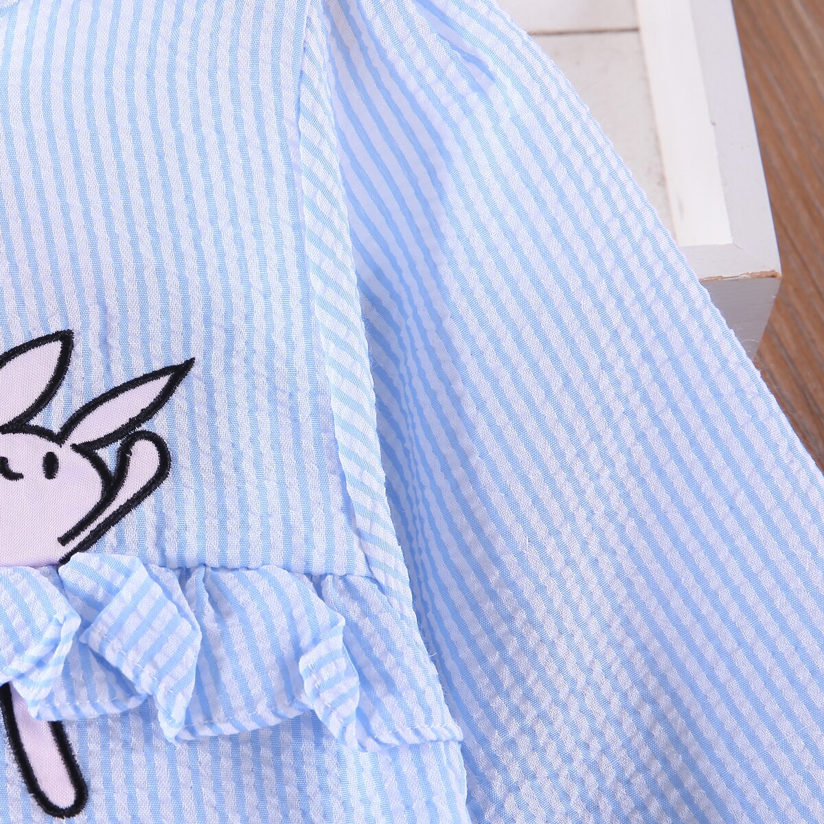 Girls Long-sleeved Cartoon Bunny with Carrot Cotton Blouse - Blue, White.