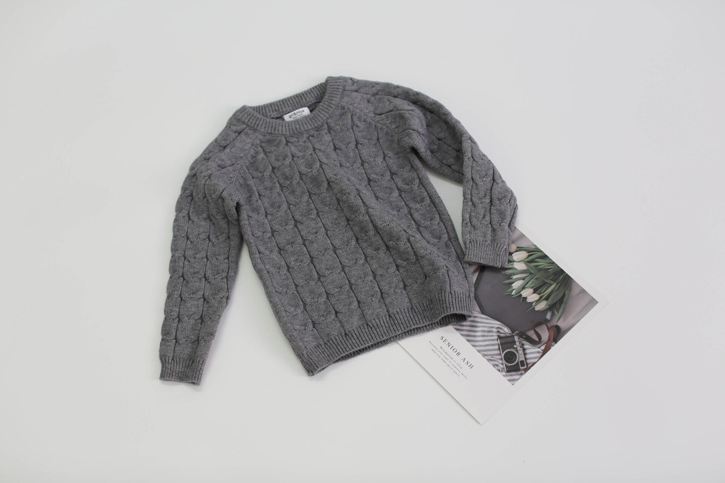 Knitted Baby Boys Girls Clothing Set, Sweater + Pants - Grey.