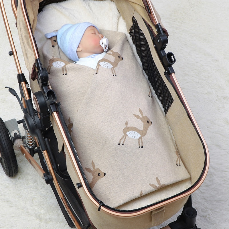 Newborn Babies Knitted Super Soft Cotton Blankets - Cream, Blue.