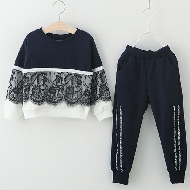 Girls Long Sleeve T-shirt + Pants 2pcs Clothing Set.