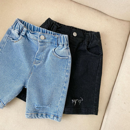 2022 Summer New Ripped Boys Girls Straight Solid Colour Casual Denim Shorts.